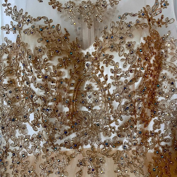 Gold sequin top grad dress - Picture 4 of 4